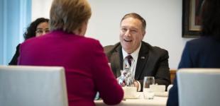 США гордятся тем, что предоставили Украине оружие для защиты - Помпео