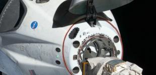 Корабль Crew Dragon успешно состыковался с МКС
