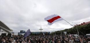 В Беларуси - массовые пикеты в поддержку оппозиционных кандидатов в президенты