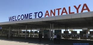 За две недели августа Анталию посетили 74 тысячи туристов из Украины