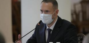 Шкарлет закликає вчителів не зволікати з COVID-вакцинацією