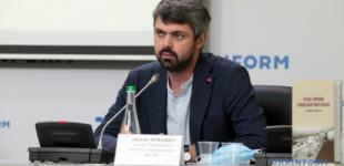 Половина украинцев поддерживают День памяти и примирения 8 мая - Дробович