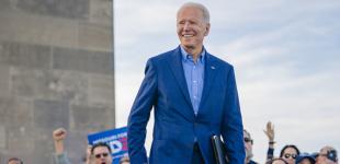 Facebook передаст аккаунт президента США Байдену в день инаугурации