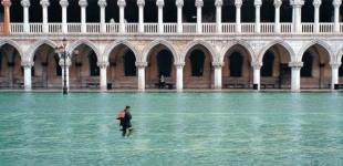 Венецию затопило из-за ошибки в прогнозе - не запустили дамбу