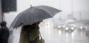 Тиждень в Україні почнеться з дощем, мокрим снігом та ожеледицею