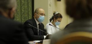 Шмыгаль заявляет, что Украина сделала все для эффективной вакцинации