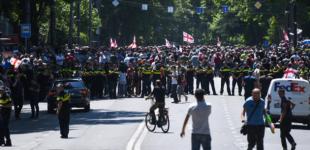 В Тбилиси противники ЛГБТ-марша напали на журналистов, есть пострадавшие