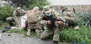 Добровольцям тероборони дозволили застосовувати стрілецьку зброю - Рада ухвалила закон