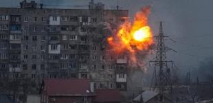Роспропаганда хоче «безсмертним полком» пройтись руїнами Маріуполя
