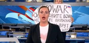 Адвокати не можуть знайти редакторку, яка з плакатом увірвалася в ефір першого каналу рф