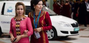 У в'язницю за манікюр та джинси: у Туркменістані запровадили жорсткі заборони для жінок