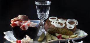 Какие продукты, оказывается, нельзя сочетать с алкоголем