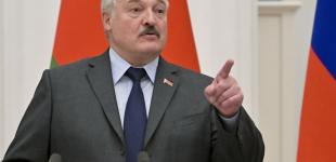 «Хитрий колгоспник». Лукашенко відвертає увагу Путіна, щоб Білорусь не вступила у війну — Клімкін