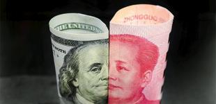 Китайский юань обвалился до десятилетнего минимума 