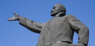В Одесской области до сих пор стоят пять памятников Ленину
