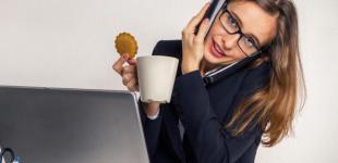 С печеньками пора завязывать: 4 правила нормального питания в офисе