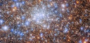 Hubble показав яскраве зоряне скупчення біля центру Чумацького Шляху