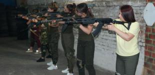 РФ повертає у школи військовий вишкіл. Британська розвідка пояснила, навіщо це Кремлю