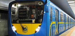 В новогоднюю ночь в Киеве метро и наземный транспорт будет работать на 3 часа дольше
