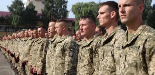 Виїзд військовозобов'язаних за кордон та військовий облік: зареєстрований новий законопроєкт