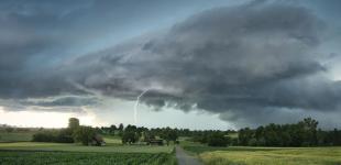 Дощі припиняться: синоптикиня розповіла, коли до України повернеться тепло