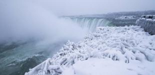 В США замерз Ниагарский водопад