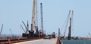 Возведены опоры автодорожной части Керченского моста