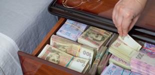 В Трускавце начальница банковского отделения украла 10 миллионов гривен