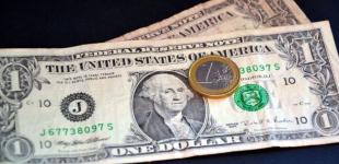 Курс долара виріс до 20-річного максимуму до світових валют після заяви глави ФРС