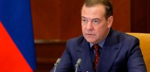 Медведєв погрожує Україні 