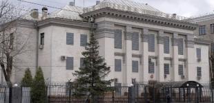 Київрада розірвала договір оренди землі з посольством Росії – Кличко