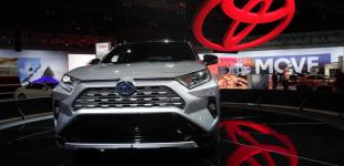 Які марки нових легкових авто користувалися найбільшим попитом на українському ринку в серпні та яка модель стала бестселером