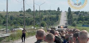 Показали перші фото звільнених з російського полону українських військових, серед яких - оборонці 