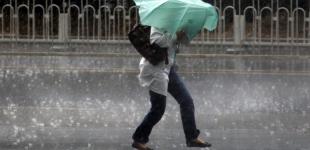 Украинцев ожидает дождливый и ветреный понедельник