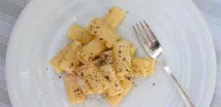 Паста качіо е пепе: рецепт знаменитої страви римської кухні з 6 інгредієнтів, яку готують 20 хвилин