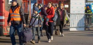 Як українці ставляться до співвітчизників-біженців у Європі: дані опитування