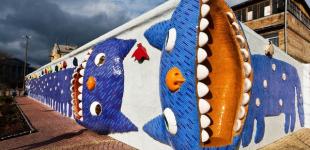 В Киеве вандалы атакуют новейшие скульптуры