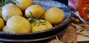 Як правильно варити молоду картоплю: секрети відомих кухарів
