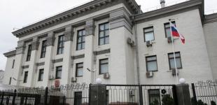 Консульство РФ незаконно переоформляет недвижимость на Донбассе - СМИ