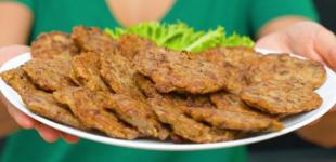 Готуємо дуже смачні і швидкі котлети з печінки, для яких не потрібна м'ясорубка