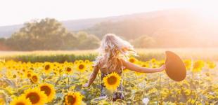 Де можлива гроза та де найбільша спека: прогноз погоди в Україні на 19 серпня