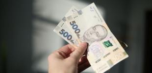 Мінімальна зарплата в Україні поки заморожена: коли чекати підвищення