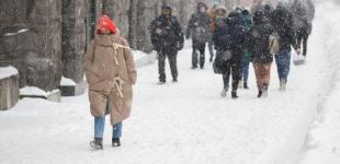 На заході й півночі помірні дощі, місцями в країні туман: погода на 1 січня
