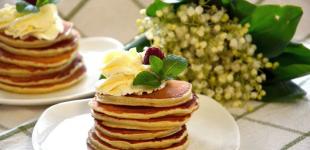 Панкейки - американські млинці до сніданку