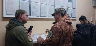 Чи потрібно військовозобов'язаним до 25 років оновлювати дані: пояснення Міноборони