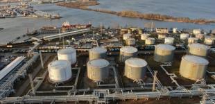 Атаки на НПЗ змусили Кремль ввести заборону на експорт бензину, - британська розвідка