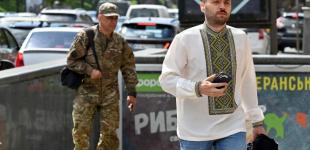 Воєнний стан та мобілізацію в Україні знову продовжать: на який термін