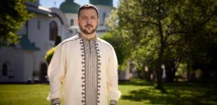 Зеленський: українці стають на коліна лише у молитві, і ніколи - перед загарбниками