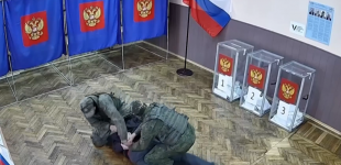 На “виборах Путіна” у Росії голосують “коктейлями Молотова”, вогнем та зеленкою