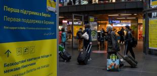 Українські чоловіки за кордоном у “пастці”: кого можуть депортувати та що прогнозують експерти